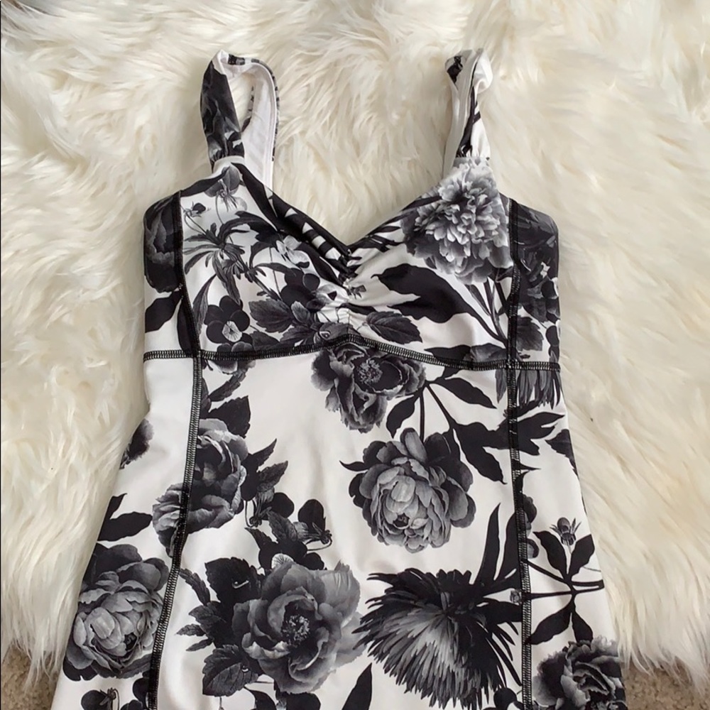 Luluemon Workout Top